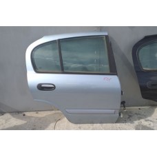 двері задні праві 606 nissan almera n16 хечбек